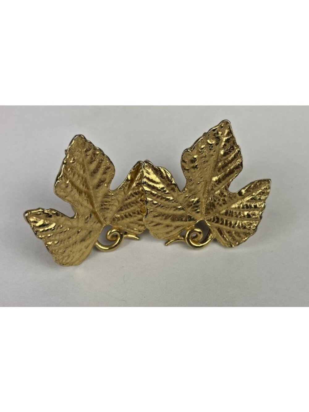 Vintage Trifari Gold-Tone Leaf Clip-On Earrings – Faux Pearl Accent  Signed